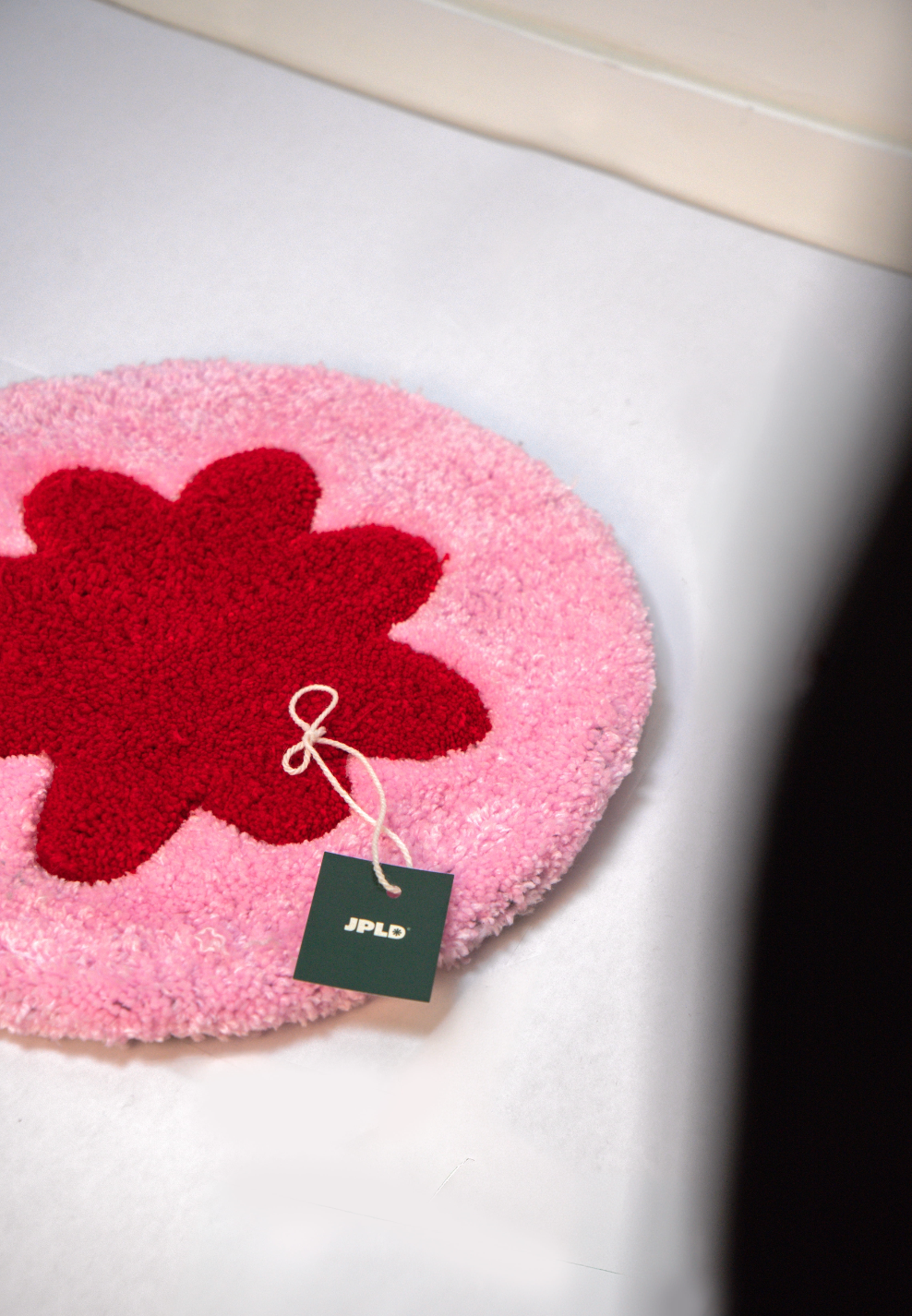 Tapis “Fleurs” Rose — Collection Pop-Up Galerie 2024