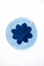 Tapis “Fleurs” Bleu — Collection Pop-Up Galerie 2024