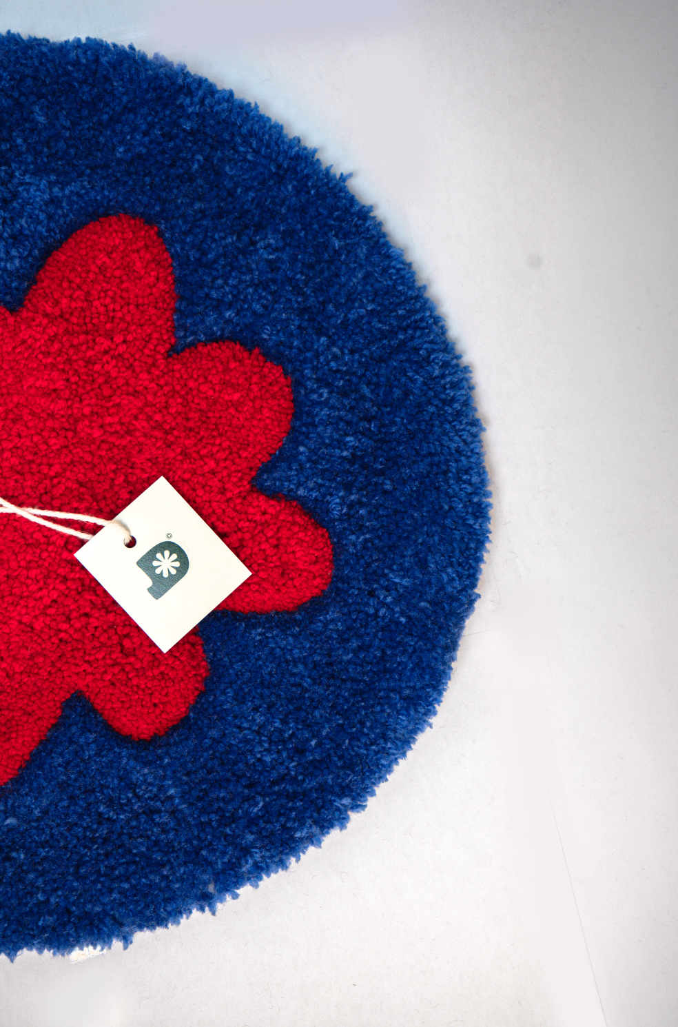 Tapis “Fleur” Bleu — Collection Pop-Up Galerie 2024